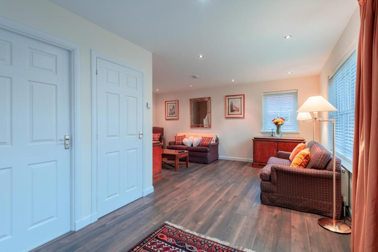 Pink Spa Nest Blairgowrie and Rattray المظهر الخارجي الصورة